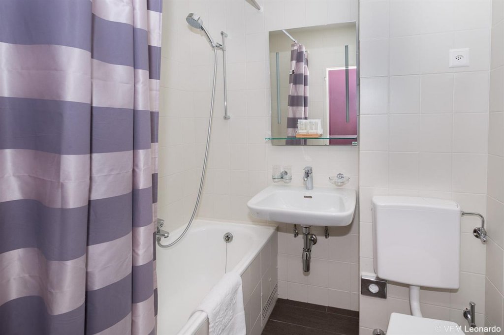 Фото Hotel Les Nations