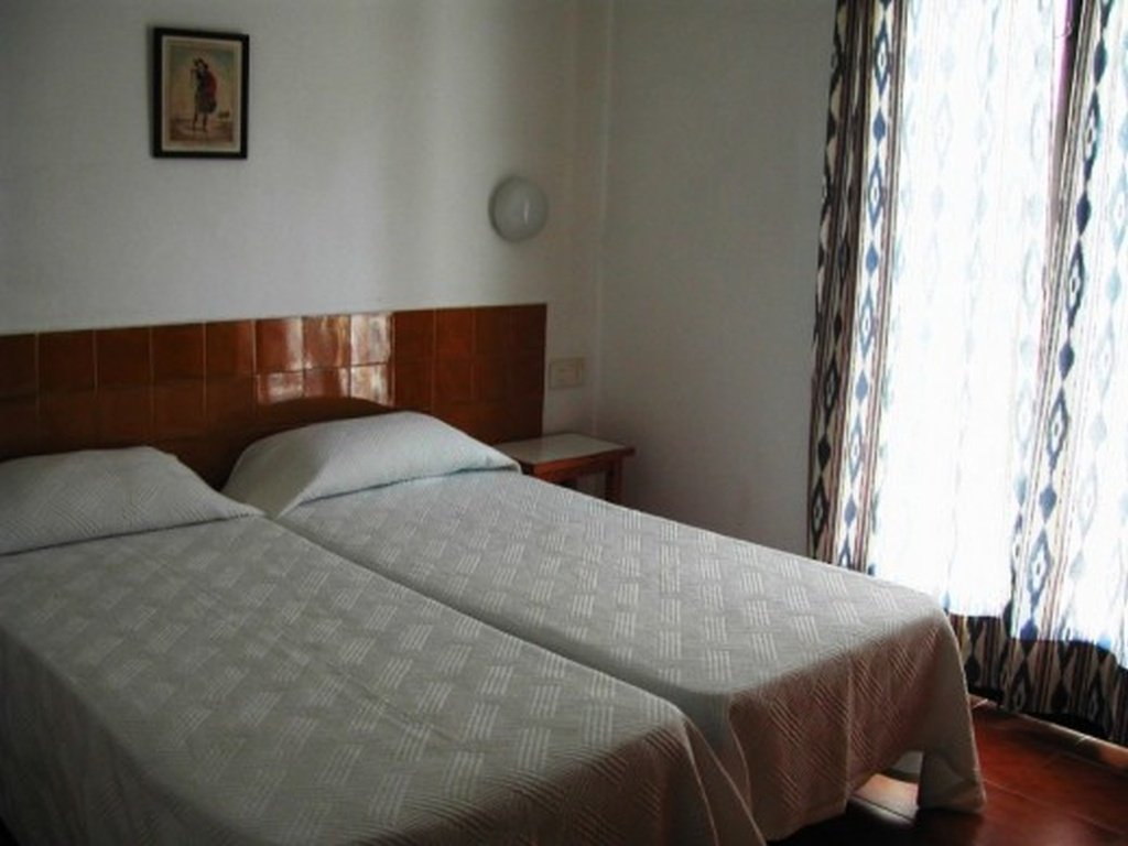 Фото Apartamentos Sa Cala