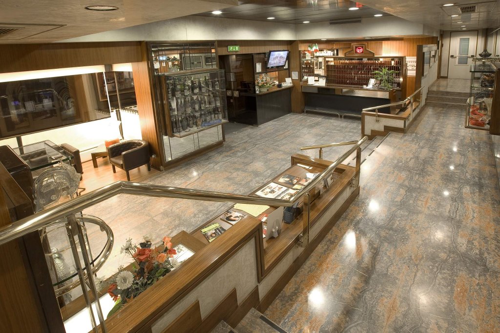 Фото Grand Hotel Elite