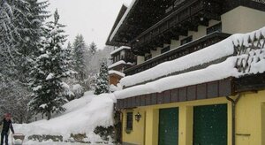 Alluring Holiday Home In Hollersbach Im Pinzgau Near Skiing
