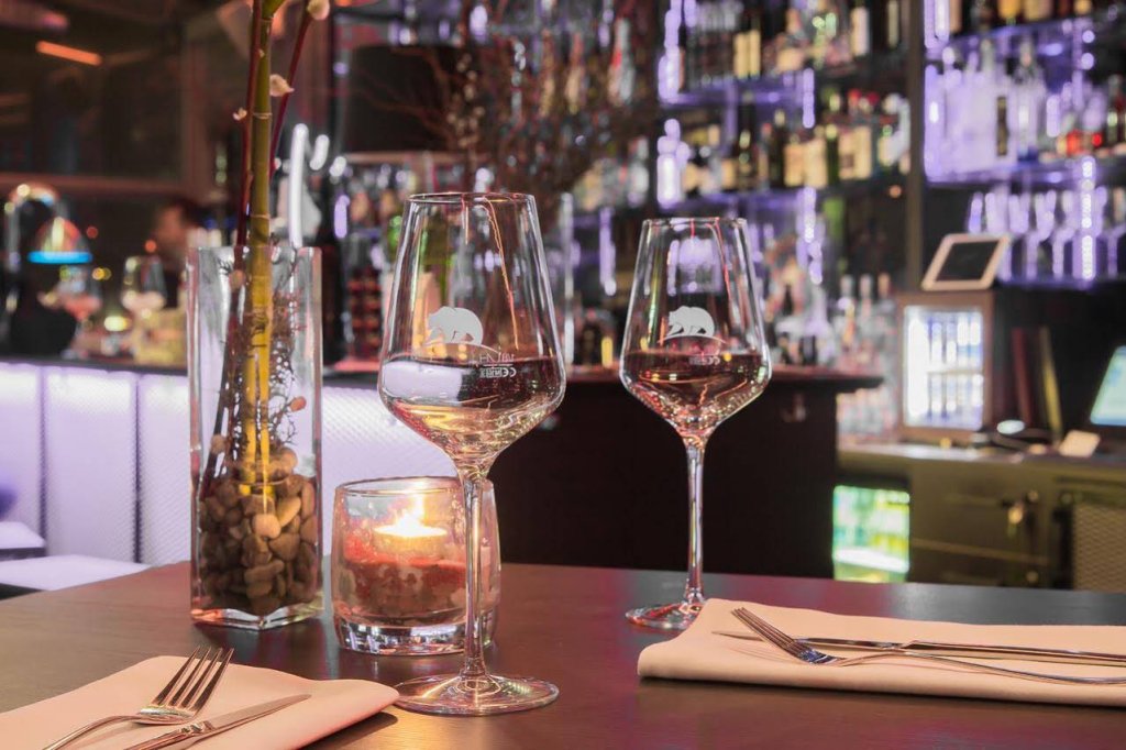 Фото Hotel Schwarzer Bär