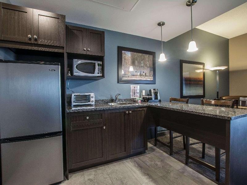 Фото Quality Inn & Suites