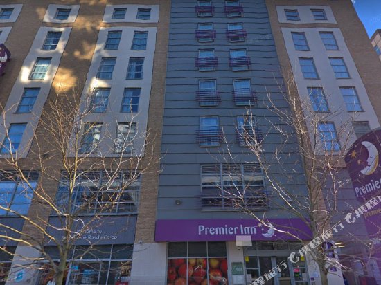 Фото Premier Inn London Croydon Town Centre