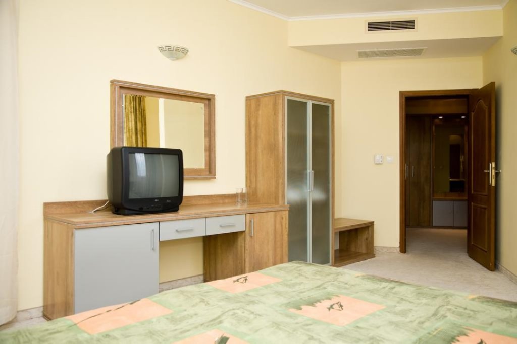 Фото Hotel Hrizantema