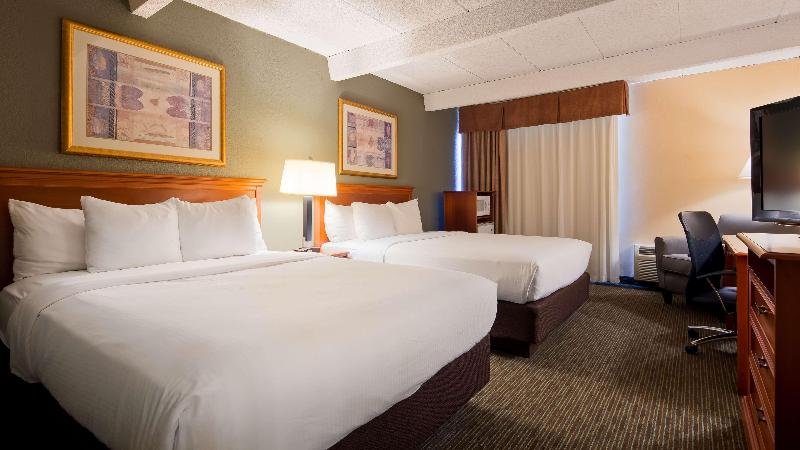 Фото Best Western Tomah Hotel