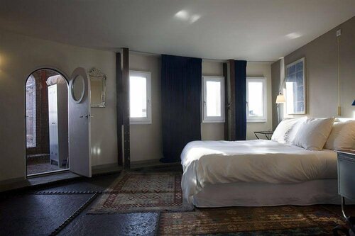 Внешний вид отеля Villa Augustus в Дордрехте, фото 4