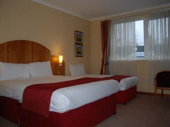 Фото Savera Hotel South Ruislip