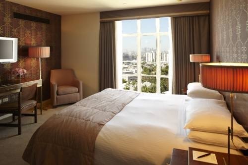 Фото Sunset Tower Hotel