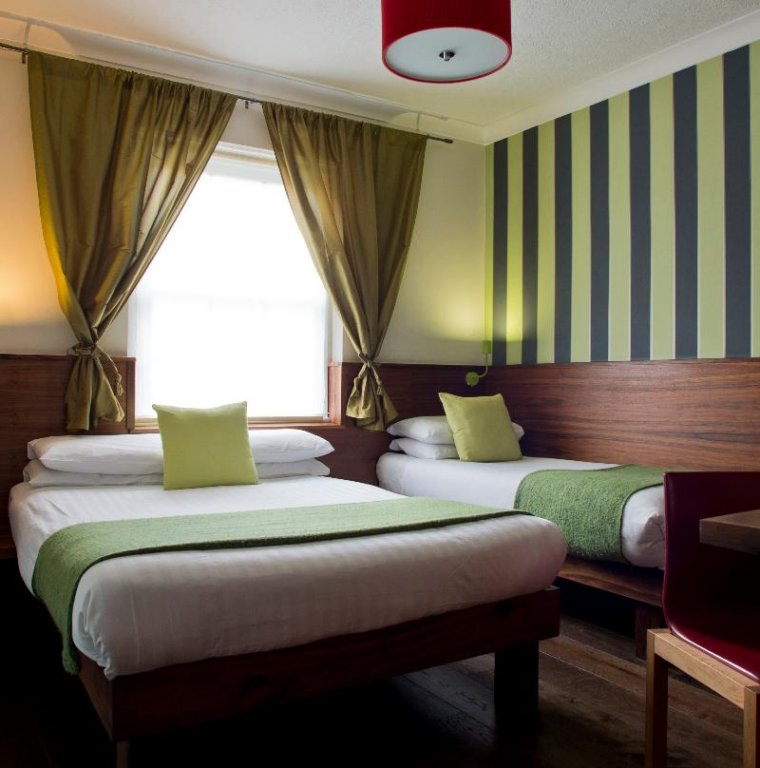 Фото отеля 3