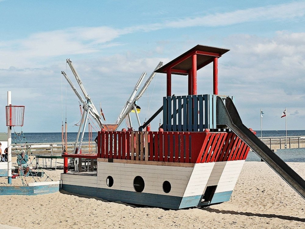 Фото 5 Star Holiday Home in Großenbrode