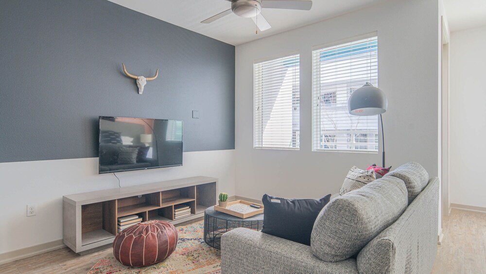 Фото Luxe Tempe Apartments by WanderJaunt