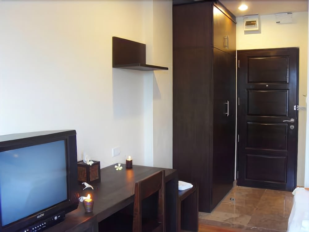 Фото 24@Home Hotel