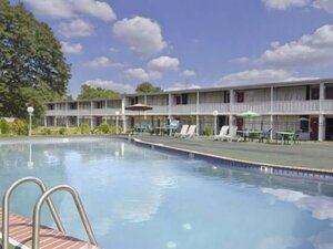 Гостиница Motel 6 New Brunswick