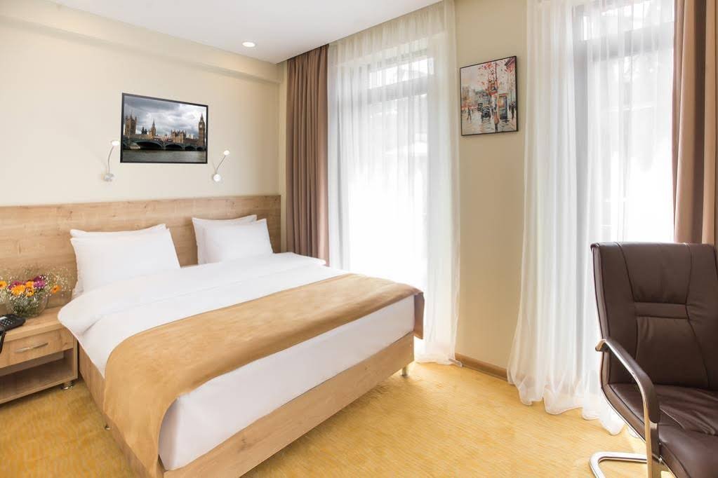 Фото Bridge Hotel Tbilisi