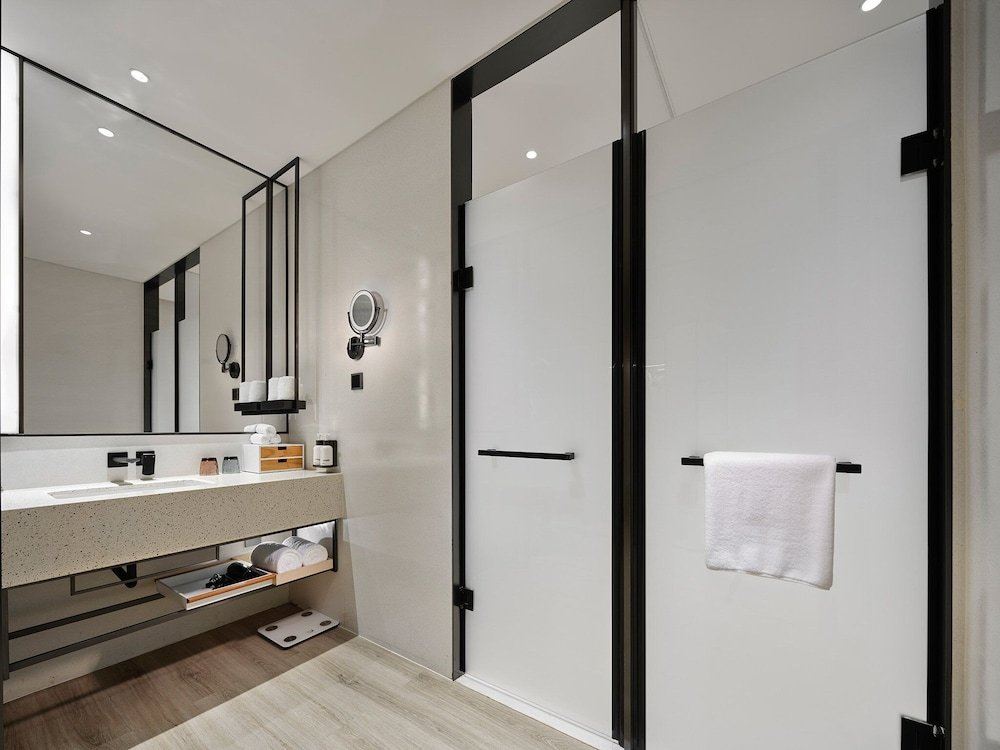 Фото Hualuxe Nanjing Yangtze River, an Ihg Hotel