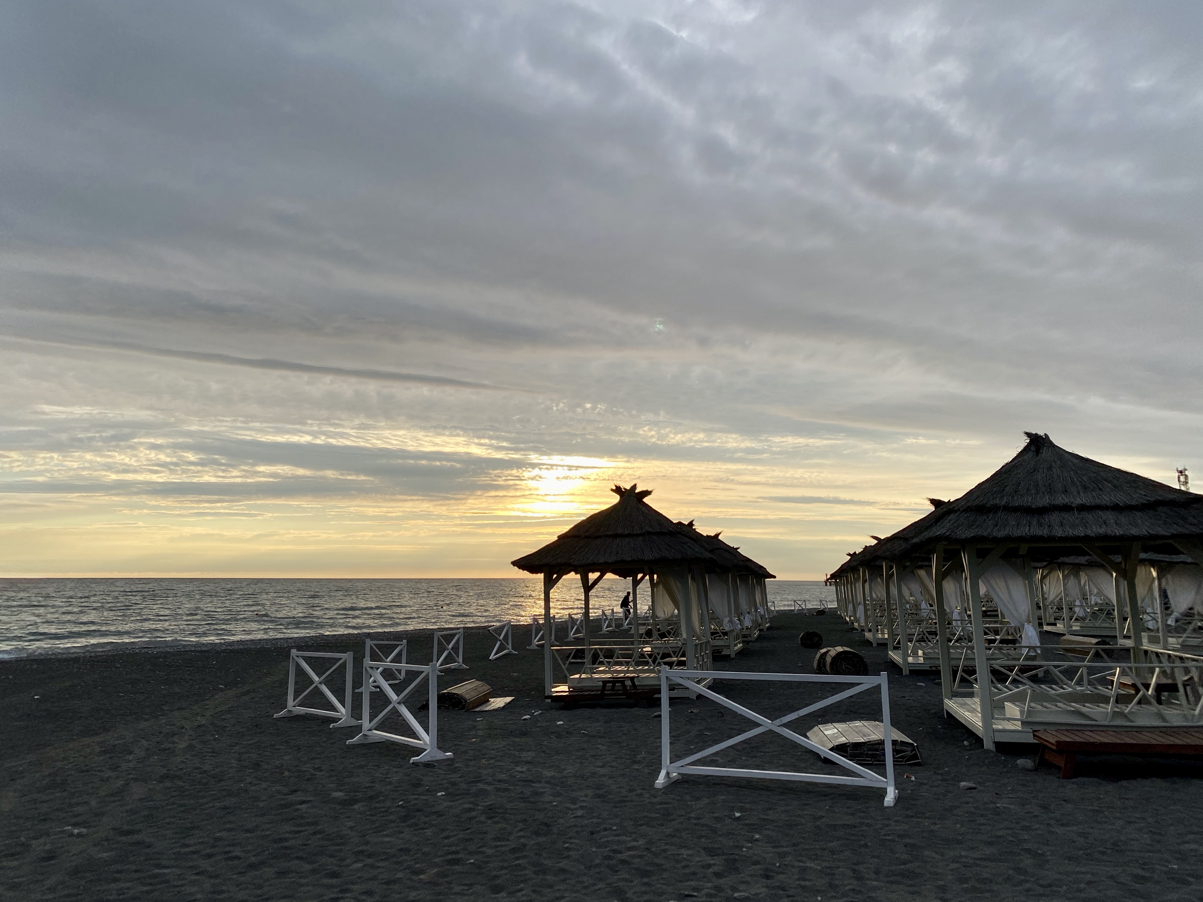 Фото Оплот Апартаменты Сорренто Парк