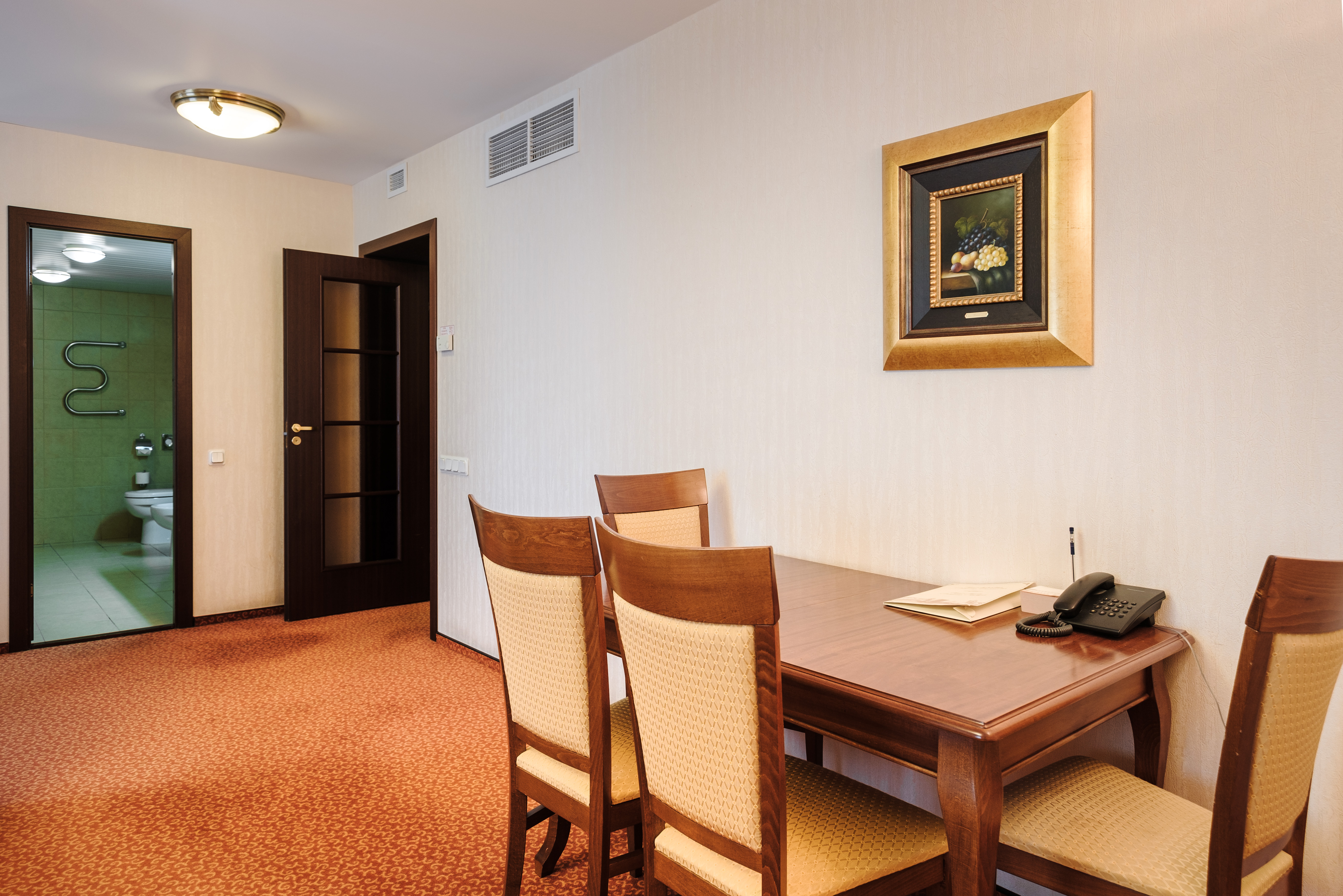 Фото Смольнинская