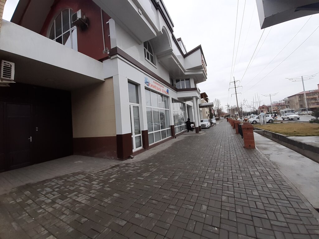 Clothing store Kimyoviy Buyash, Andijan, photo