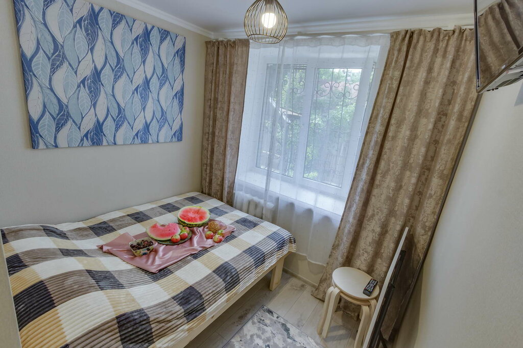 Short-term housing rental YourHouse, Almaty, photo