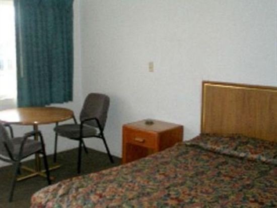 Фото Hyland Motel Van Nuys