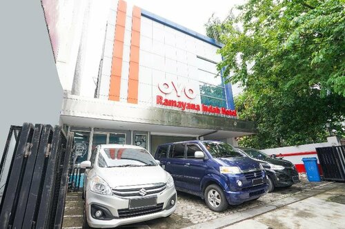 Гостиница Ramayana Indah Hotel в Сурабае