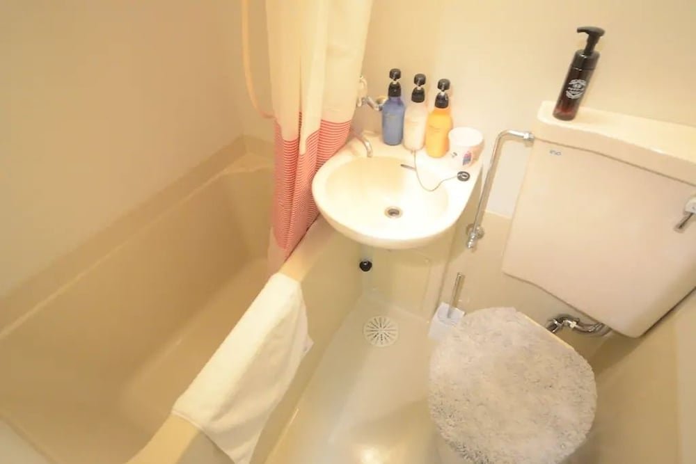 Фото Alphabed Takamatsu Station