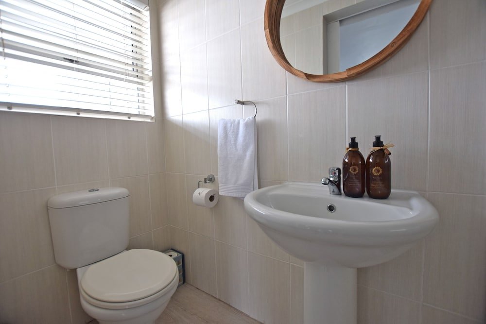 Фото Pikkewyntjie Cottage