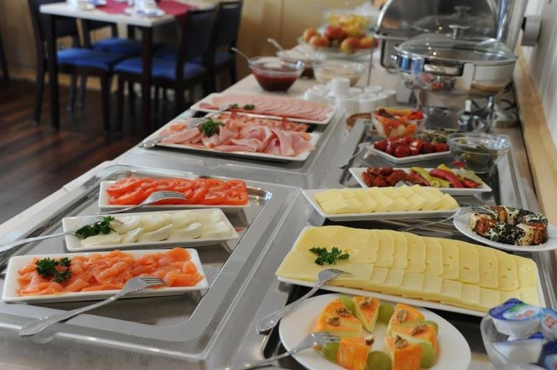 Фото Hotel-Restaurant Zur Post