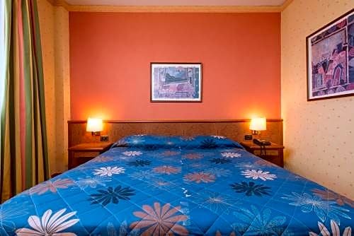 Фото Meditur Hotel Pomezia