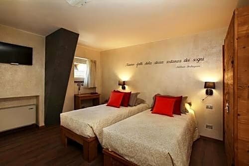 Внешний вид отеля Serendipity Hotel в Сауза-д'Оульксе, фото 2