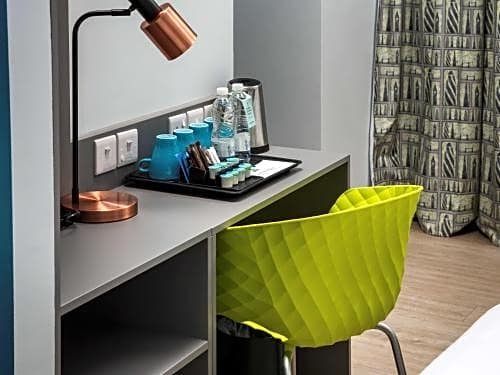 Фото Ibis Styles London Croydon