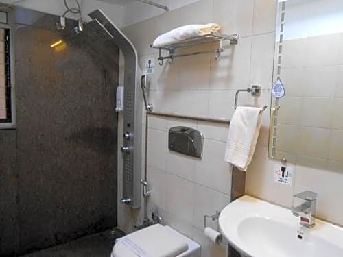 Фото Hotel Sudesh Tower