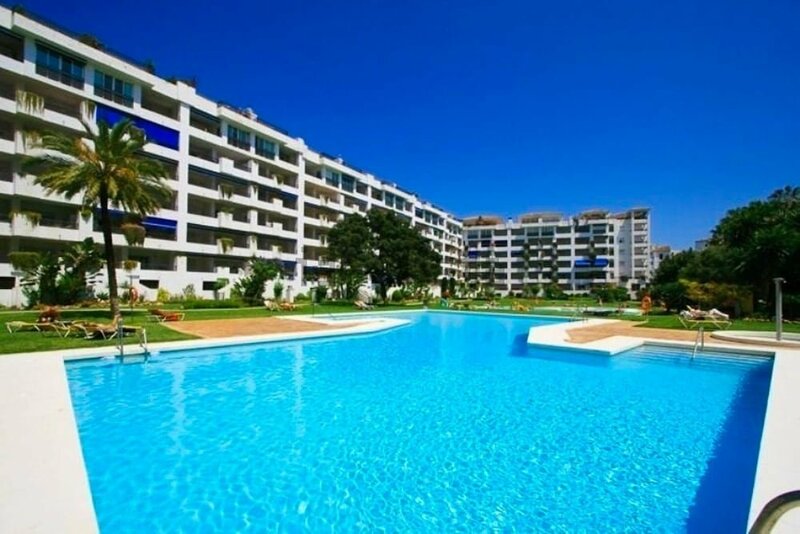 Гостиница Oleholidays Jardines de Puerto Banús Centro 50 m. Playa