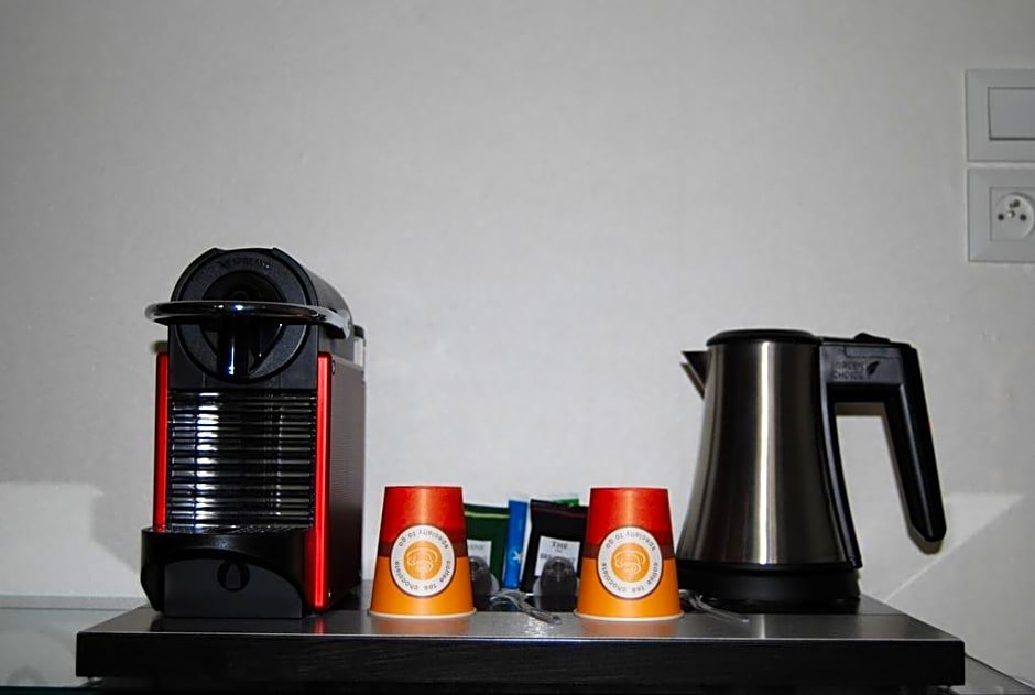 Фото The Originals Boutique, Hôtel Roca-Fortis, Rochefort