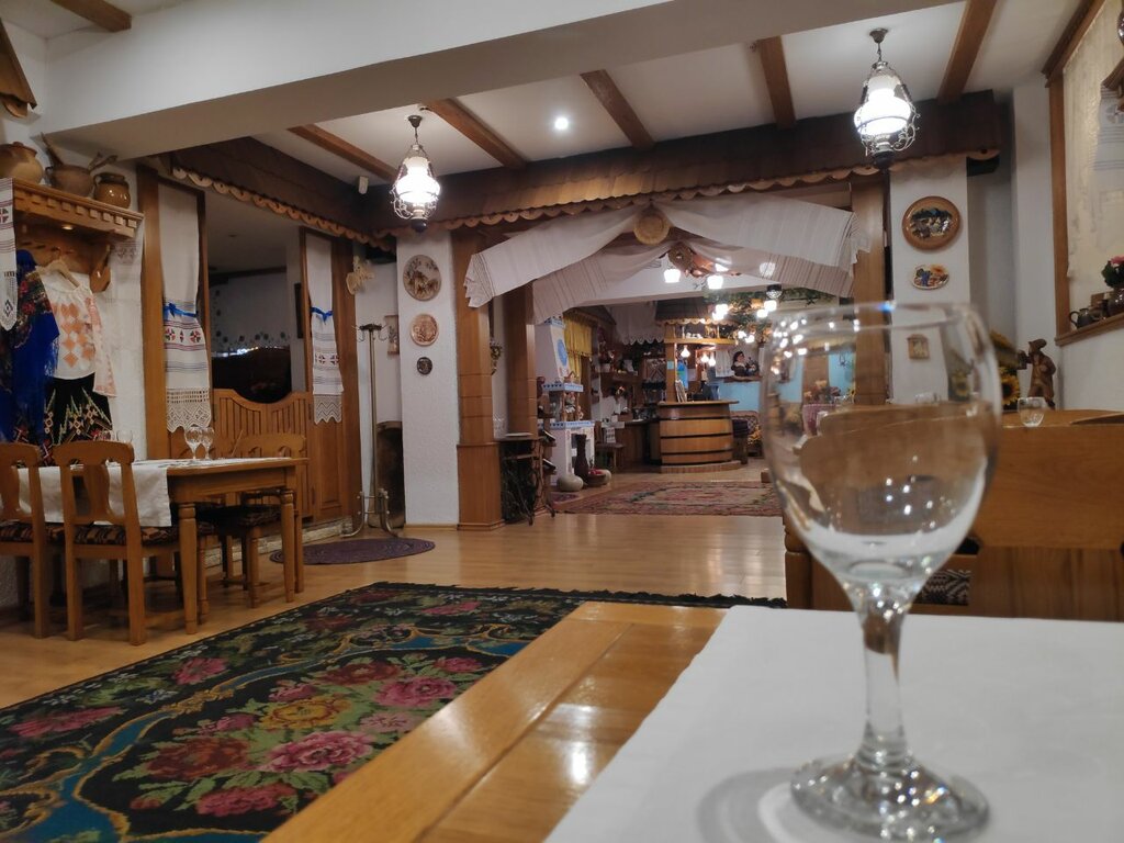Ресторан Salcioara, Кишинев, фото
