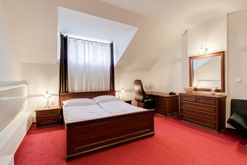 Гостиница Hotel Koruna в Праге