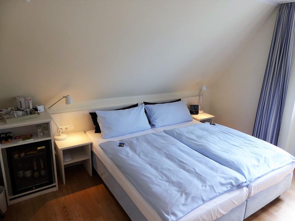 Фото Hotel garni DünenNest