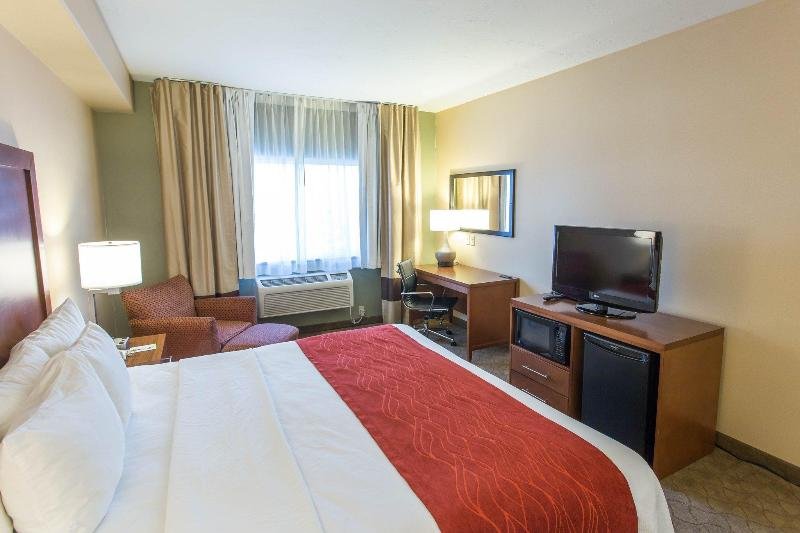 Фото Comfort Inn Fort Morgan