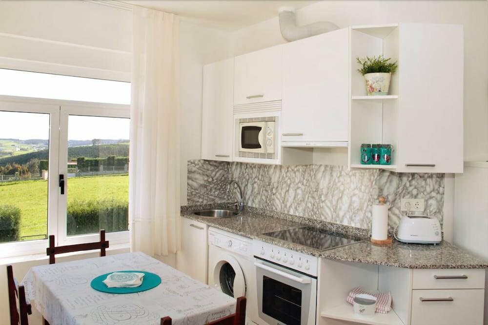 Hotel Apartamentos Mirapeñas, Principality of Asturias, photo