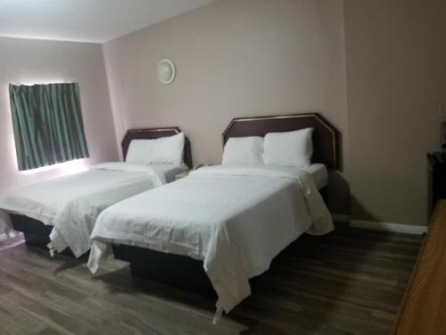 Фото Budget Inn Hollywood