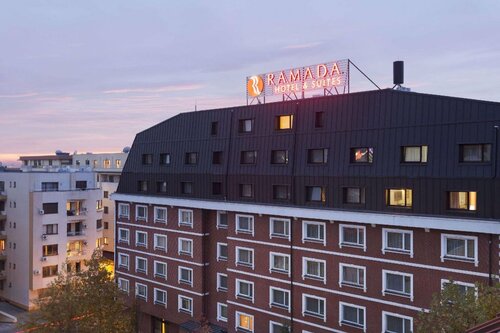 Гостиница Ramada Hotel & Suites Bucharest North в Бухаресте