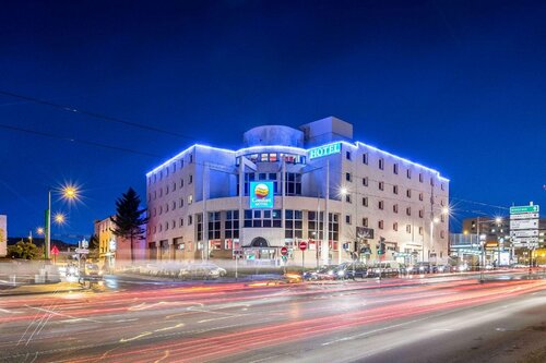 Внешний вид отеля Comfort Hotel Clermont Saint-jacques в Клермон-Ферране, фото 2