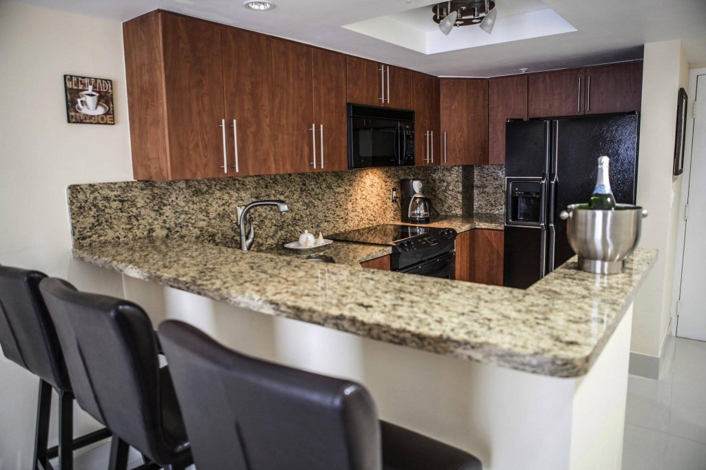 Фото The Mutiny Hotel