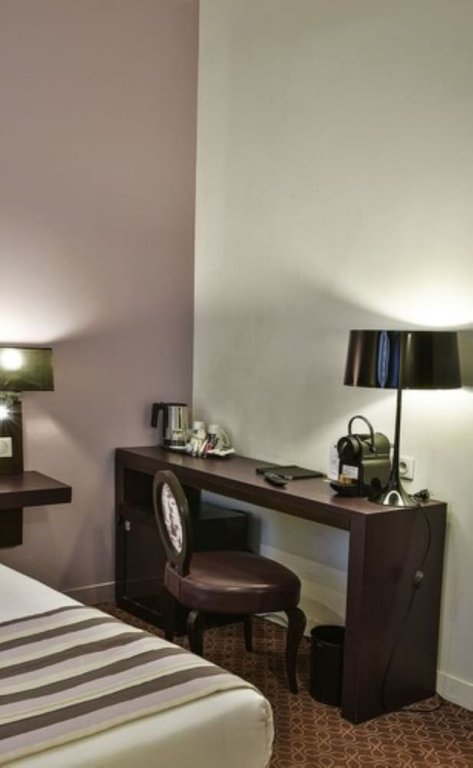 Фото Hotel Star Champs Elysées