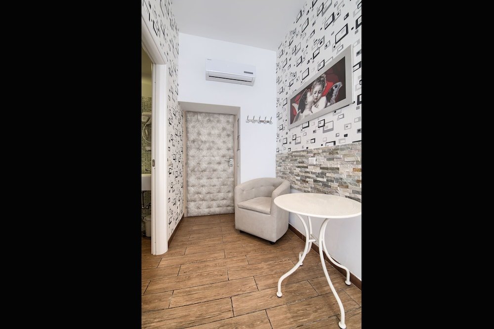 Фото Domus Pietro Inn