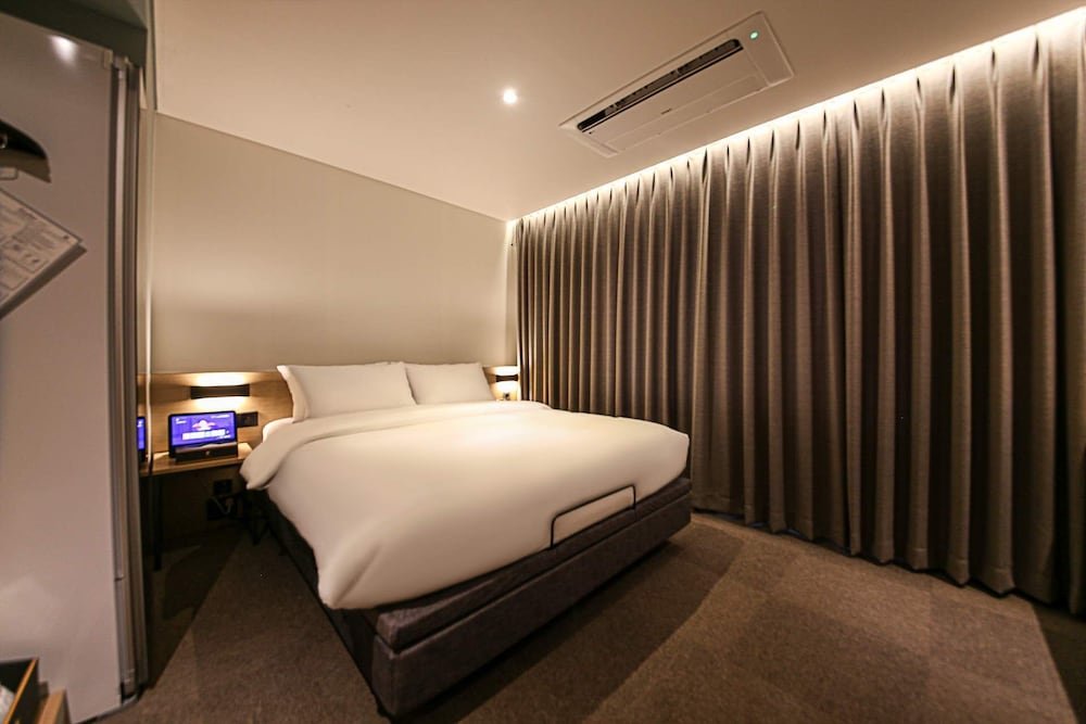 Фото Haeundae Thevan Hotel