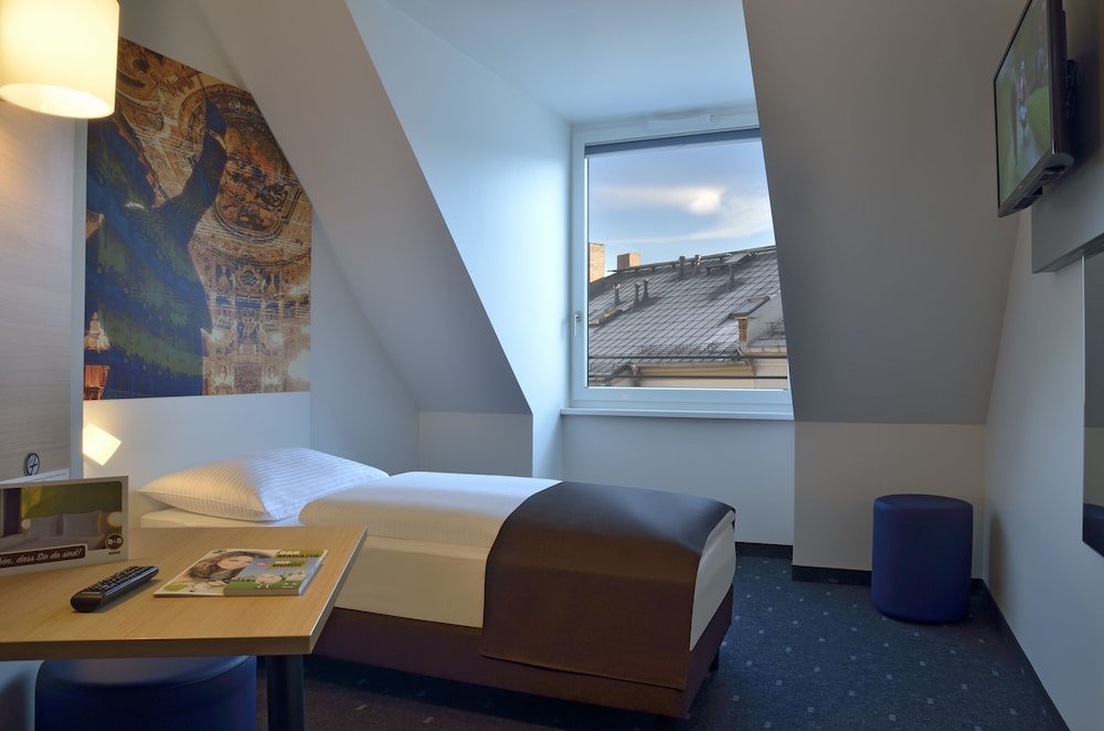 Фото B&b Hotel Bayreuth