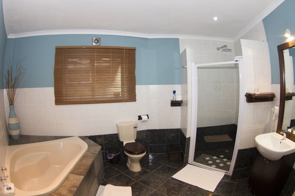 Фото The Roundhouse - Self Catering