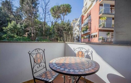Longhi Holidays House