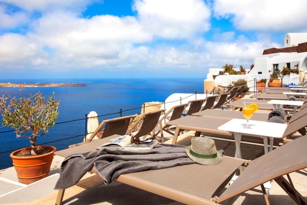 Фото Nostos Apartments Fira